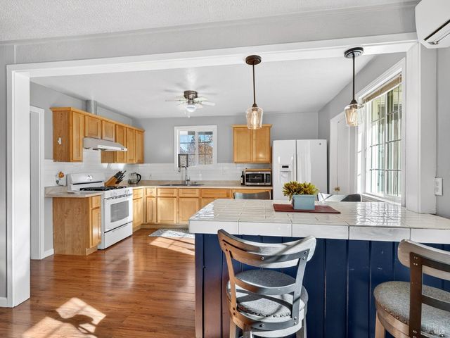 1741 Adams St, Ukiah, CA 95482