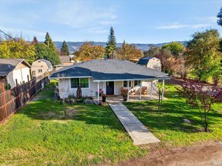 1741 Adams St, Ukiah, CA 95482