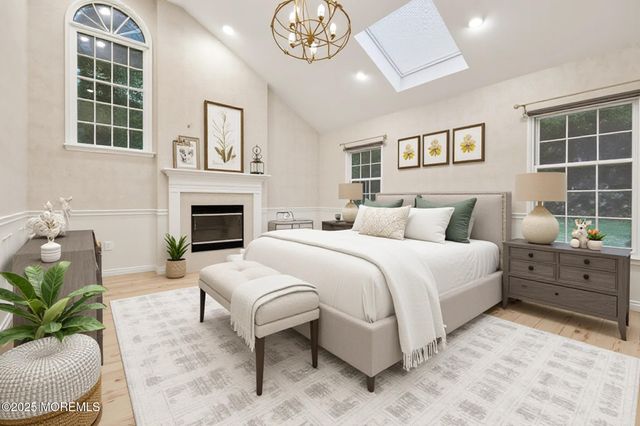 8 Aspen Court, Holmdel, NJ 07733