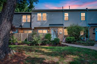 2175 HARBOUR DR #BLDG 34, Palmyra, NJ 08065