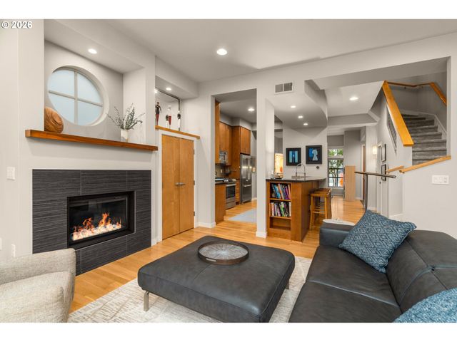 4939 Ne 26TH Ave, Portland, OR 97211