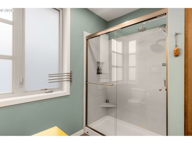 4939 Ne 26TH Ave, Portland, OR 97211
