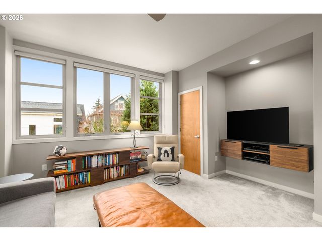 4939 Ne 26TH Ave, Portland, OR 97211