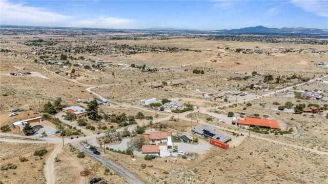 9075 Mesa Vista Street, Apple Valley, CA 92308
