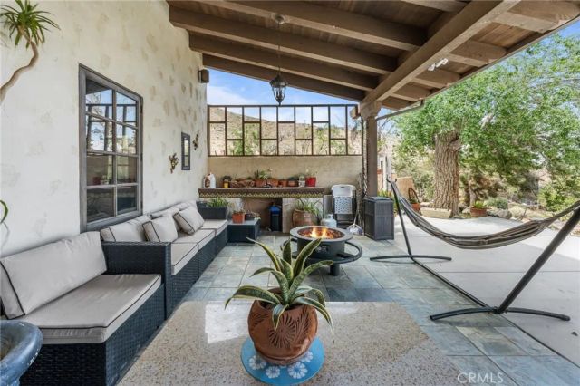 9075 Mesa Vista Street, Apple Valley, CA 92308