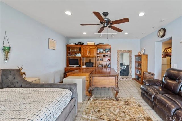 9075 Mesa Vista Street, Apple Valley, CA 92308