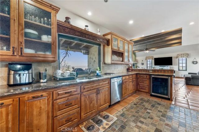 9075 Mesa Vista Street, Apple Valley, CA 92308