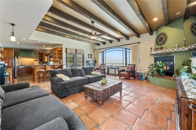 9075 Mesa Vista Street, Apple Valley, CA 92308