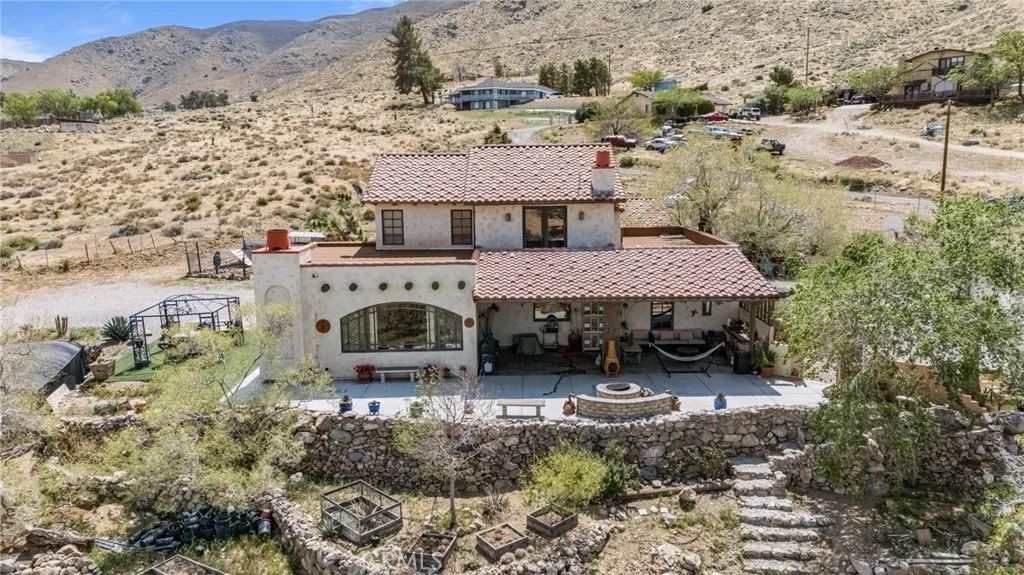 9075 Mesa Vista Street, Apple Valley, CA 92308