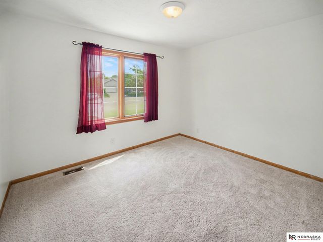 1123 Rainy River Bay, Lincoln, NE 68505