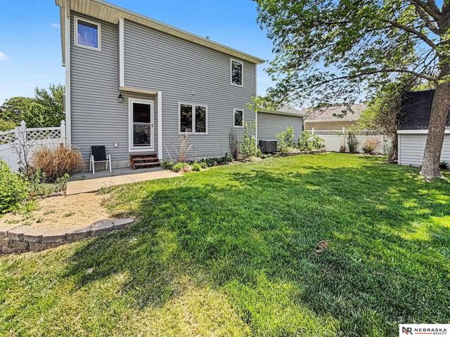 1123 Rainy River Bay, Lincoln, NE 68505