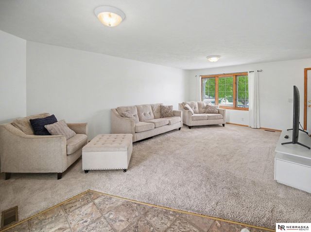 1123 Rainy River Bay, Lincoln, NE 68505