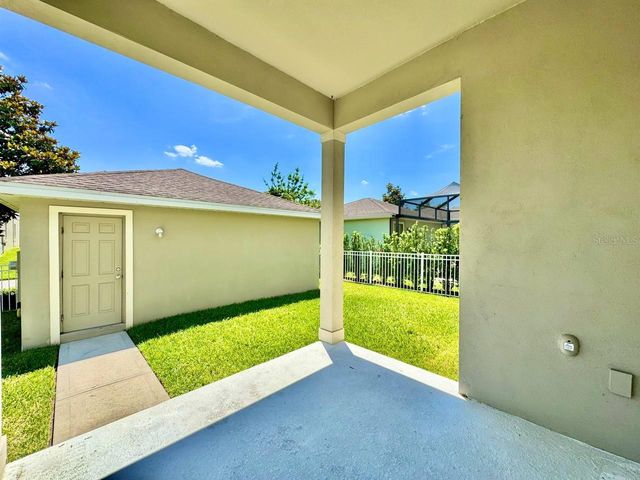 11127 WINTHROP LAKE DRIVE, Riverview, FL 33578