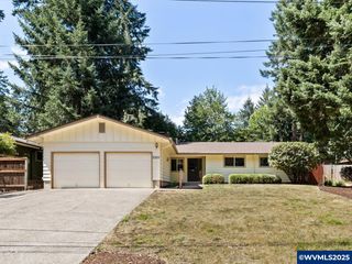 3325 NW Circle Bl, Corvallis, OR 97330