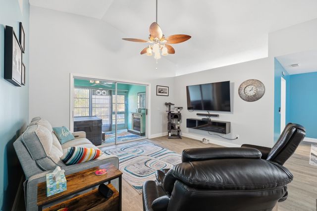 5900 Travelers Way, Fort Pierce, FL 34982