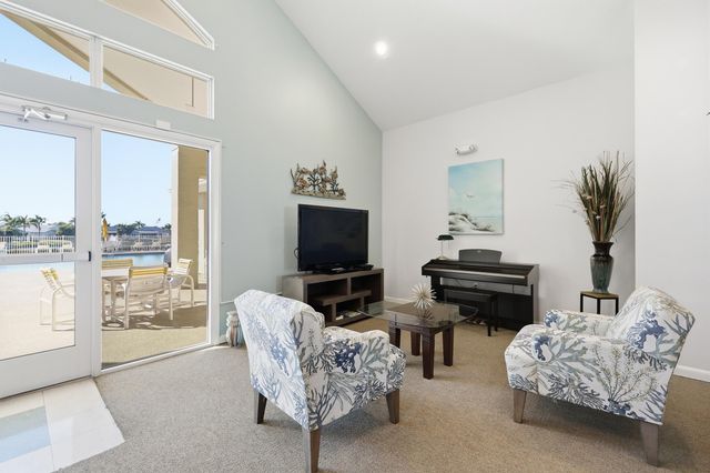 5900 Travelers Way, Fort Pierce, FL 34982