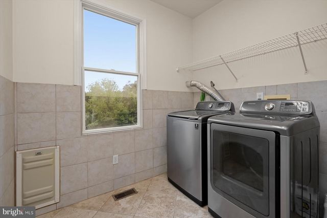 6 KEIL MANOR CT, White Hall, MD 21161