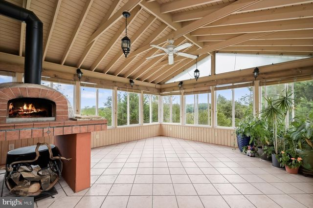 6 KEIL MANOR CT, White Hall, MD 21161