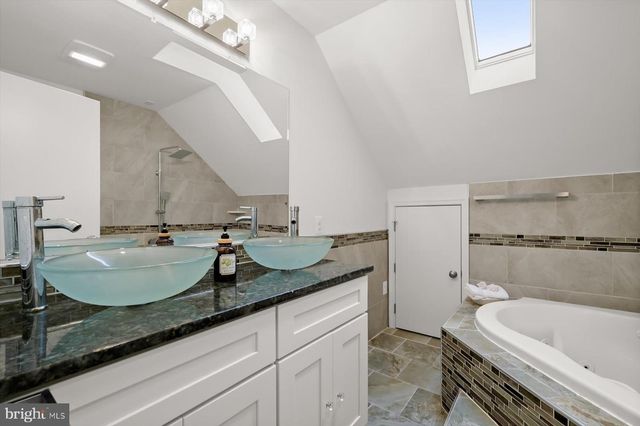 6 KEIL MANOR CT, White Hall, MD 21161