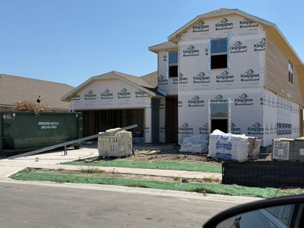 7601 Lacey Dr, Corpus Christi, TX 78414 — exterior