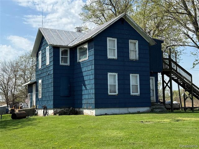 8598 Bay Creek Road, Erie, MI 48133