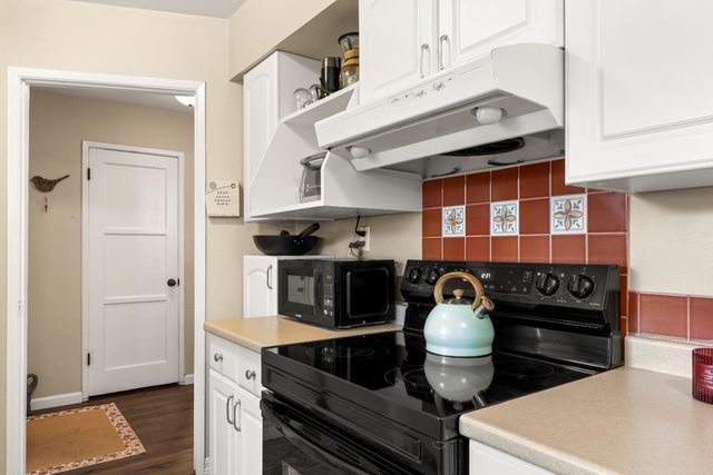 3400 Mayfair Dr, Sacramento, CA 95864