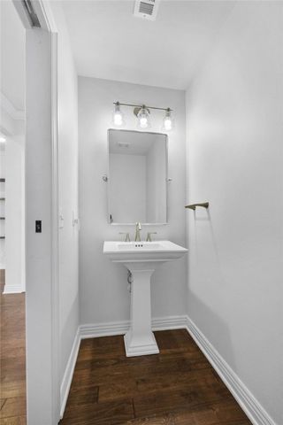 694 E Bowen Boulevard, Fayetteville, AR 72703