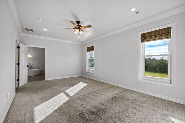 694 E Bowen Boulevard, Fayetteville, AR 72703