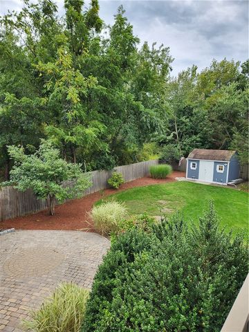 9 Mallory Court, Cranston, RI 02910