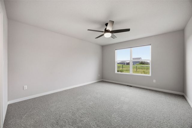 2818 Mary Drive, Hiawatha, IA 52233