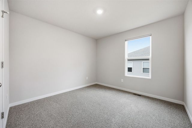 2818 Mary Drive, Hiawatha, IA 52233
