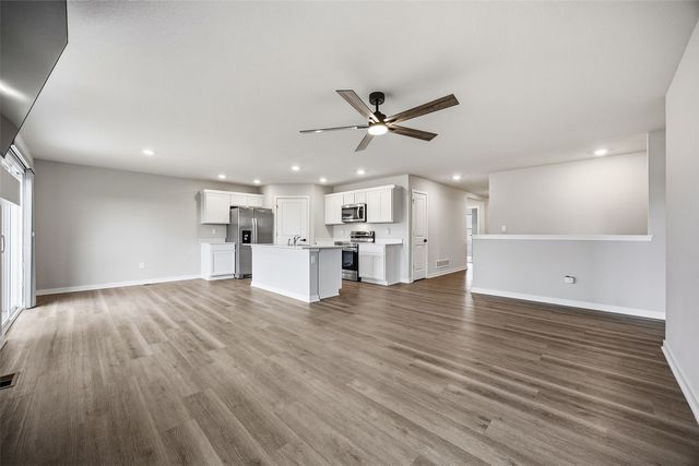 2818 Mary Drive, Hiawatha, IA 52233