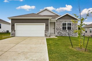 2818 Mary Drive, Hiawatha, IA 52233