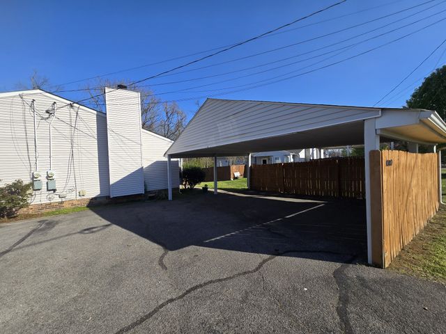 1000 Patio Dr, Nashville, TN 37214