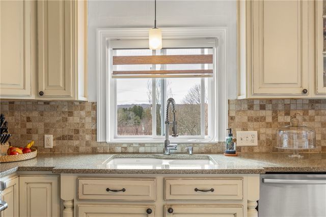 135 Meshanticut Valley Parkway, Cranston, RI 02920