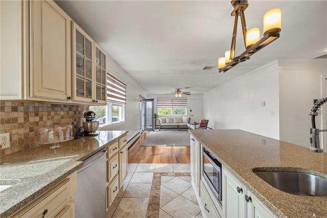 135 Meshanticut Valley Parkway, Cranston, RI 02920