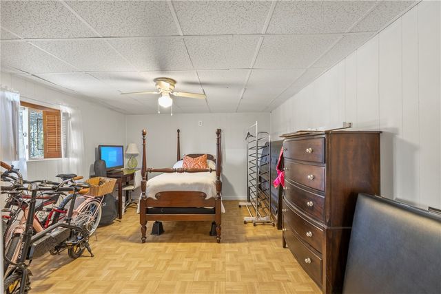 135 Meshanticut Valley Parkway, Cranston, RI 02920