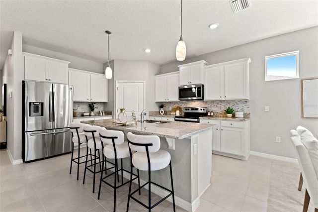 13331 WATERLEAF GARDEN CIRCLE, Riverview, FL 33579