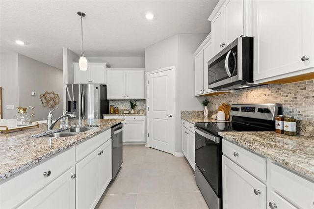 13331 WATERLEAF GARDEN CIRCLE, Riverview, FL 33579