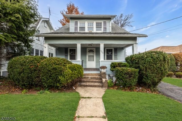 906 Dewitt St, Linden City, NJ 07036