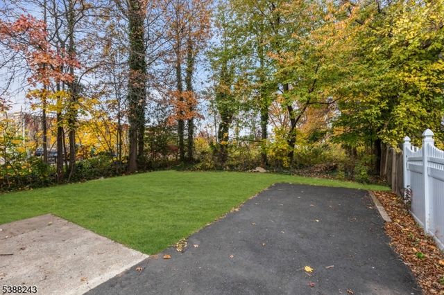 906 Dewitt St, Linden City, NJ 07036