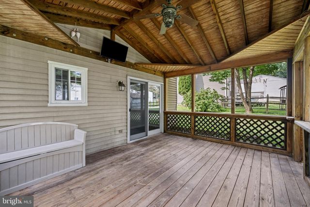 6490 BARCHINK PL, Columbia, MD 21045