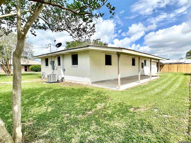 8252 Louis St, Sorrento, LA 70778
