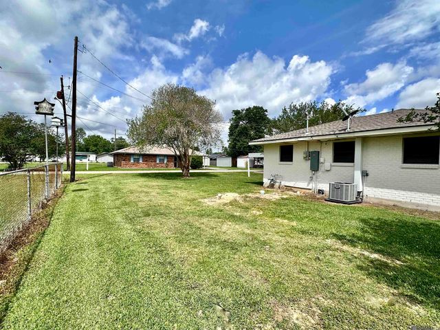 8252 Louis St, Sorrento, LA 70778