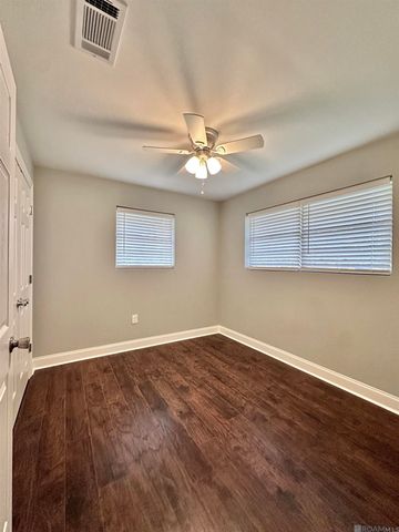 8252 Louis St, Sorrento, LA 70778