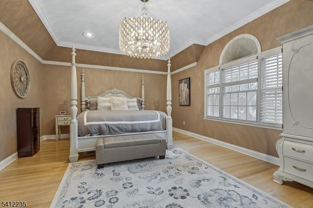 756 Clarence St, Westfield Town, NJ 07090