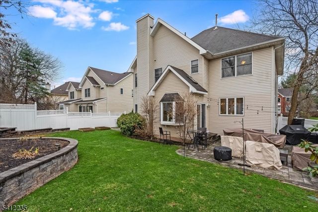 756 Clarence St, Westfield Town, NJ 07090