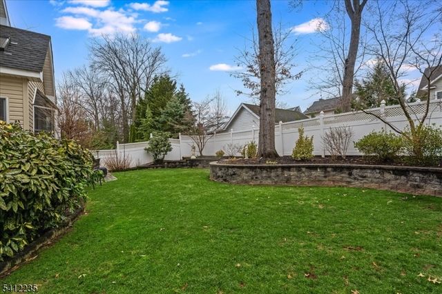 756 Clarence St, Westfield Town, NJ 07090