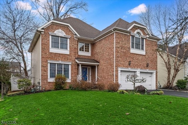 756 Clarence St, Westfield Town, NJ 07090