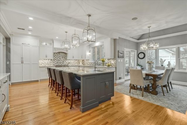 756 Clarence St, Westfield Town, NJ 07090